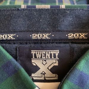 Beautiful older new plaid wrangler  20x shirt